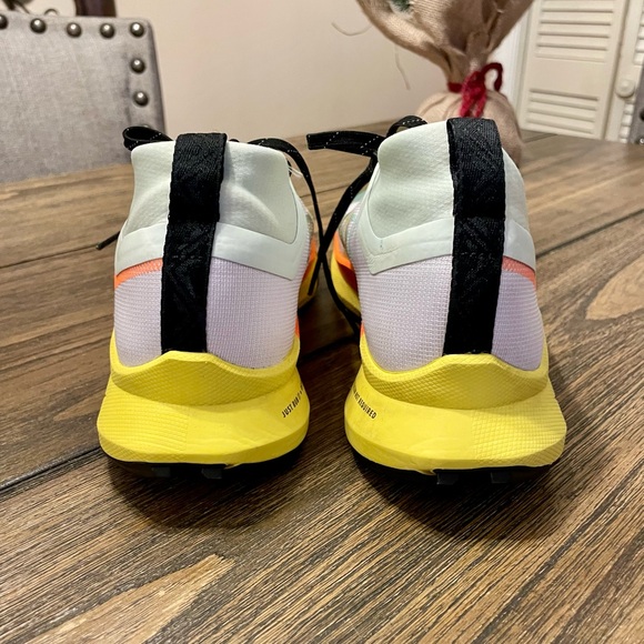 Nike React Pegasus Trail 4 GORE-TEX Barely Grape Total Orange Men’s Size 6 EUC - Picture 4 of 8